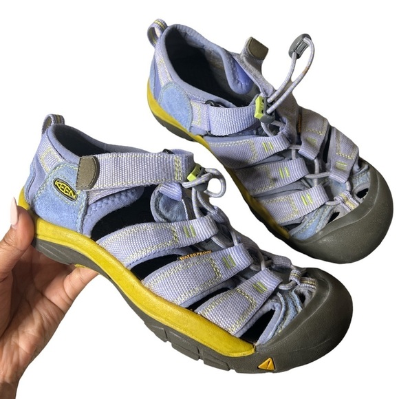 Keen Newport Lavender Waterproof Sport Sandal Size 4 - Picture 1 of 4